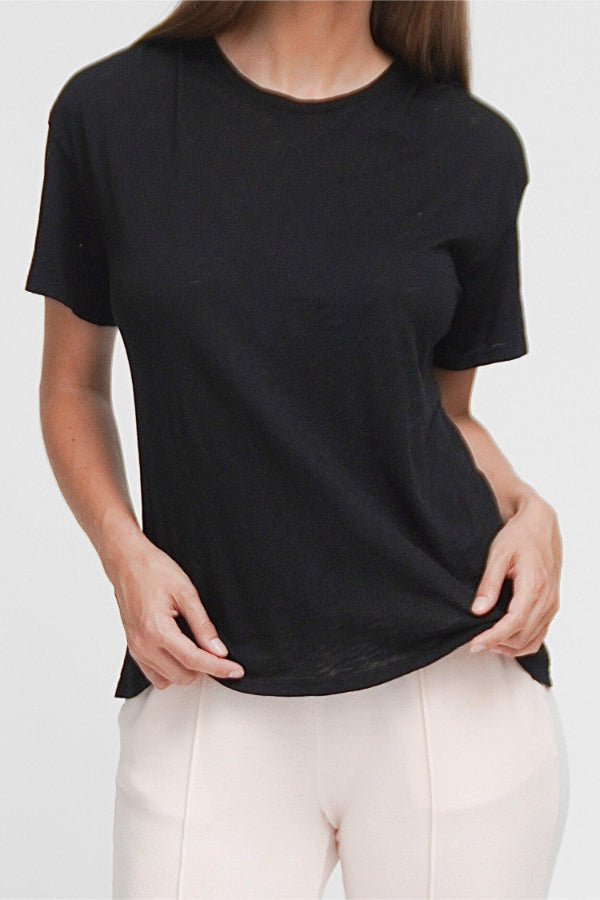 CLASSIC Tee