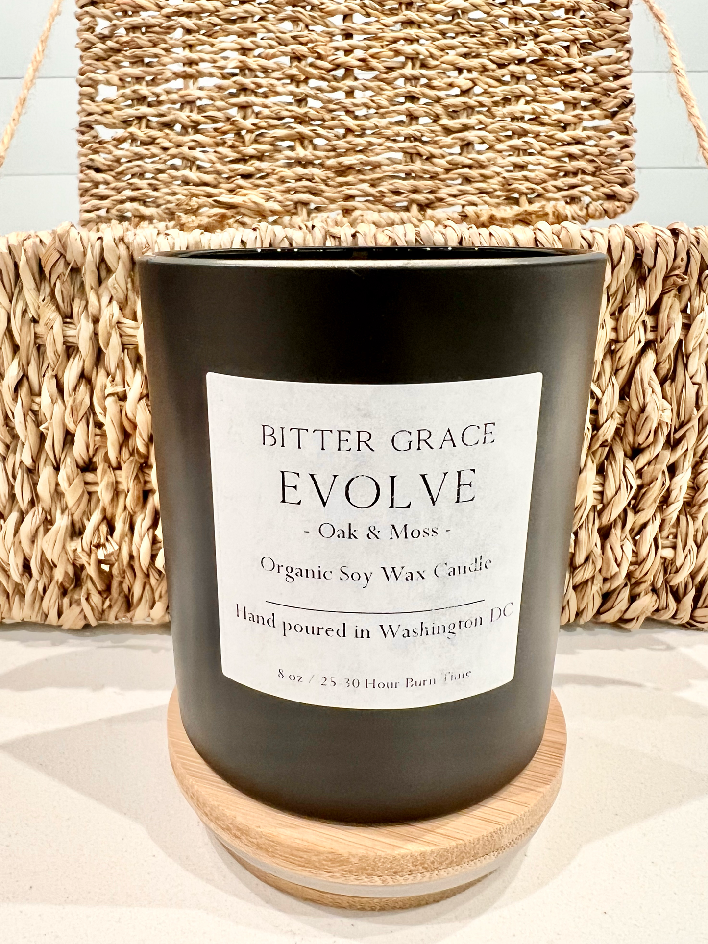 EVOLVE Oak + Moss Candle