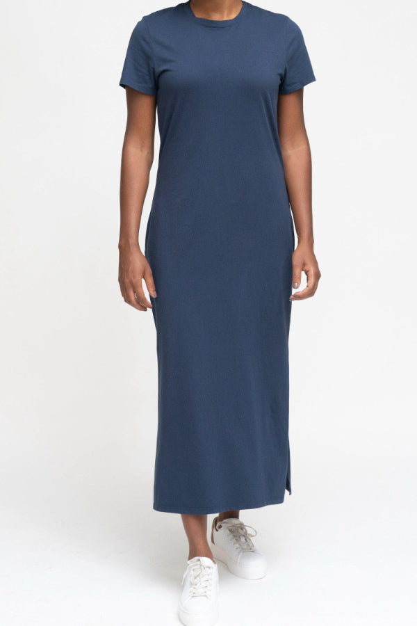 MAGNETIC Slim Fit Dress
