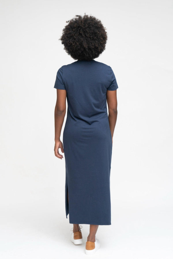 MAGNETIC Slim Fit Dress